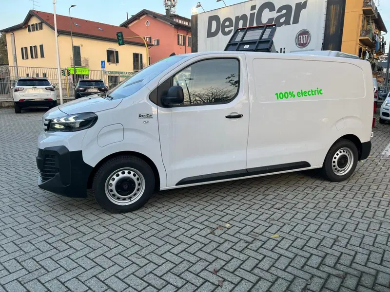 Peugeot e-Expert Furgone nuova a Milano (6)