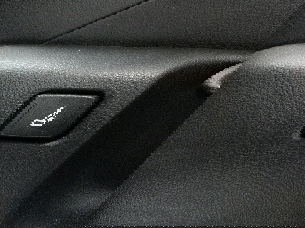 Toyota Yaris Cross usata a Treviso (18)