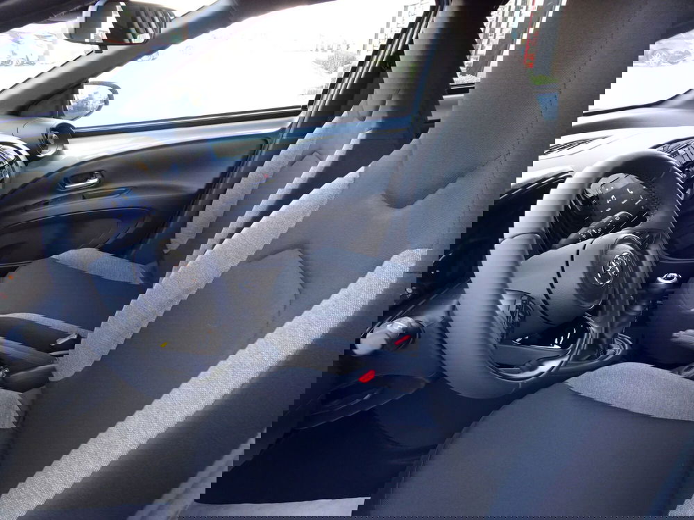 Toyota Aygo X nuova a Treviso (9)