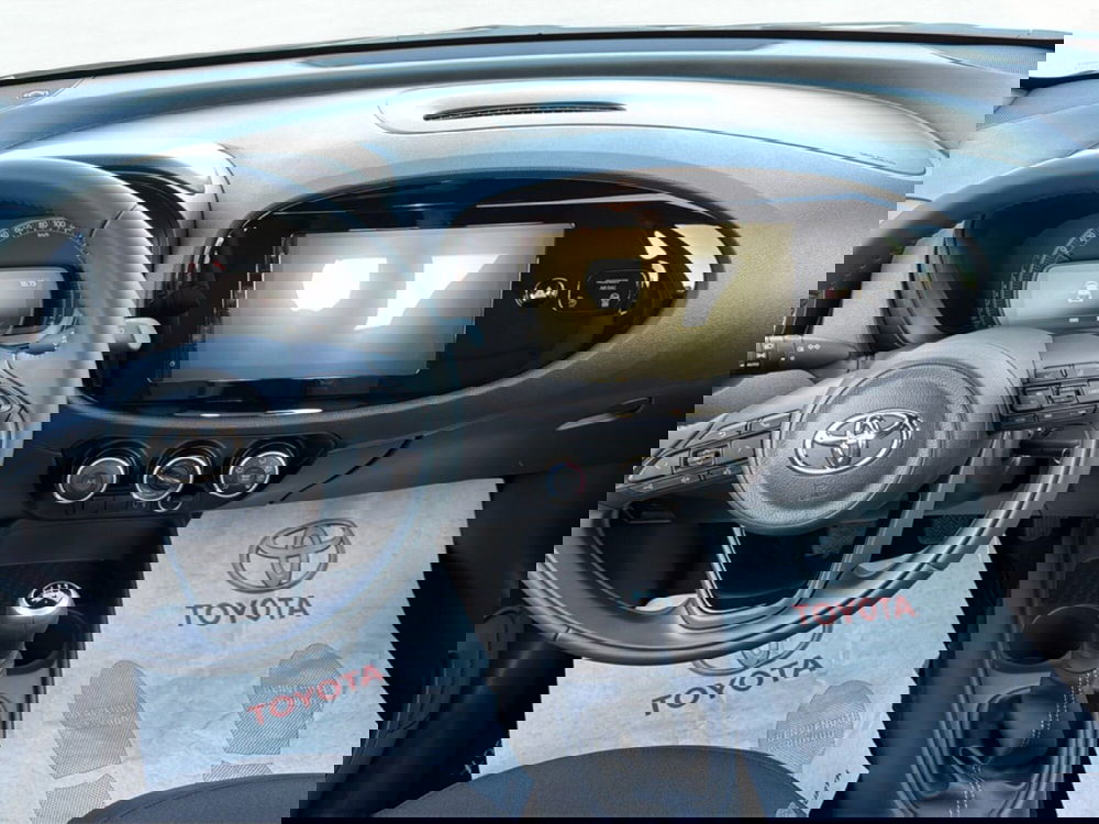 Toyota Aygo X nuova a Siracusa (10)