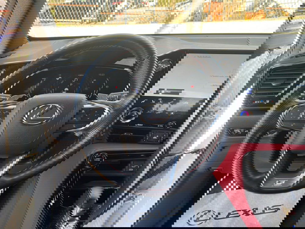 Lexus NX usata a Ragusa (10)