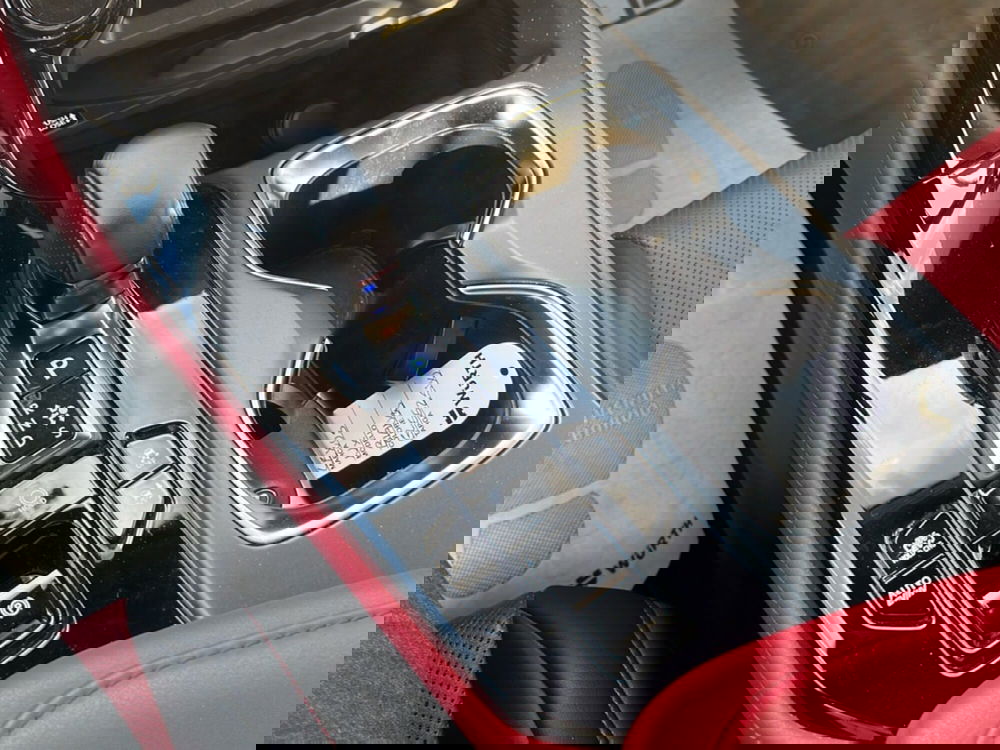 Lexus NX usata a Ragusa (15)