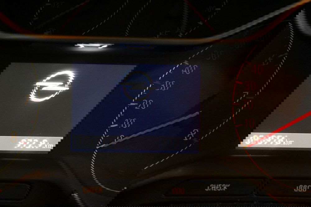 Opel Crossland usata a Cremona (11)