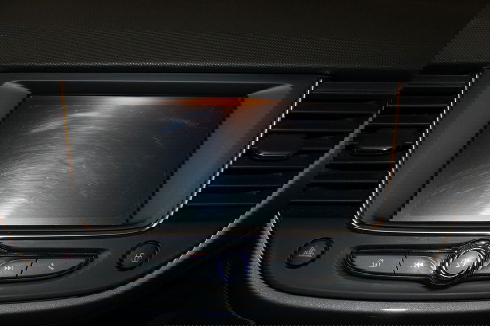 Opel Crossland usata a Cremona (12)