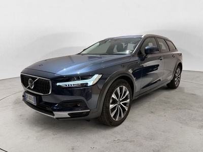 Volvo V90 Cross Country 2.0 b4 Plus awd auto del 2023 usata a Parma