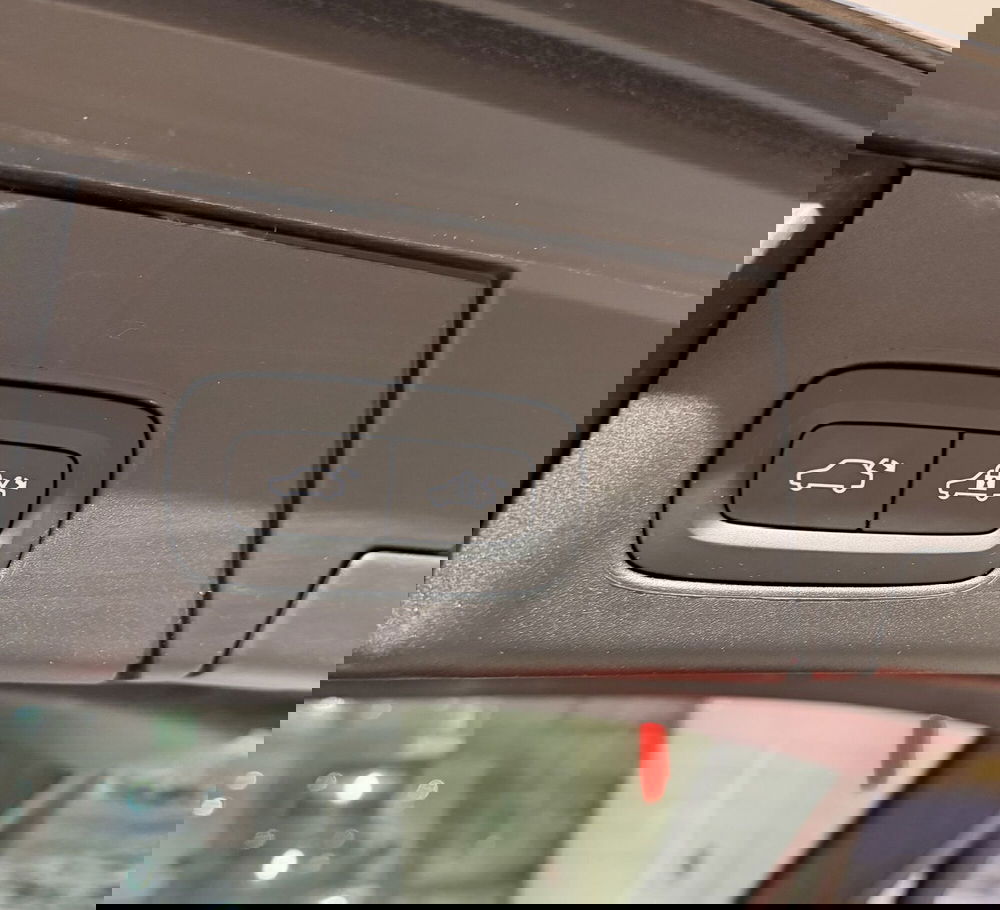 Volvo V90 Cross Country usata a Parma (18)