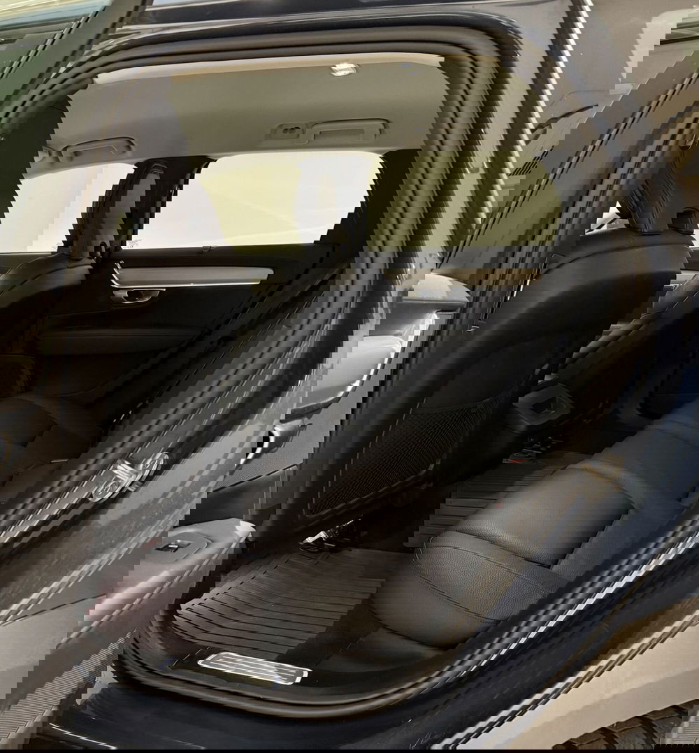 Volvo V90 Cross Country usata a Parma (6)