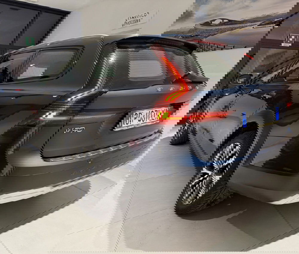 Volvo V90 Cross Country usata a Parma (8)