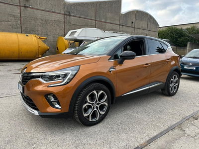 Renault Captur Blue dCi 115 CV EDC Intens del 2019 usata a Lissone