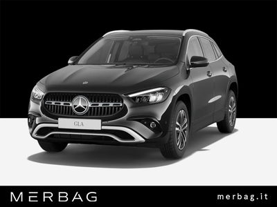 Mercedes-Benz GLA SUV 180 Automatic Premium nuova a Milano
