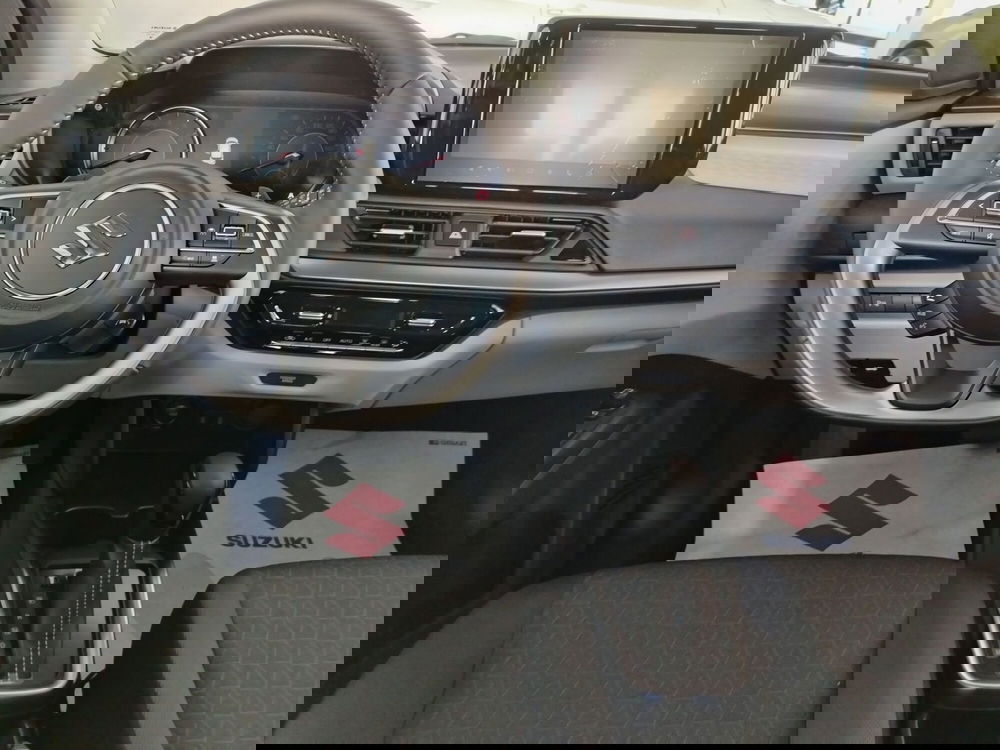 Suzuki Swift nuova a Rovigo (8)