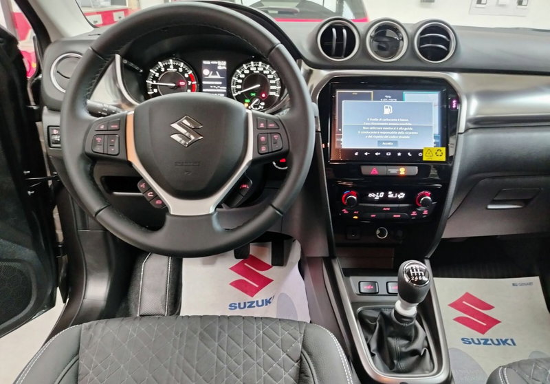 Suzuki Vitara nuova a Rovigo (6)