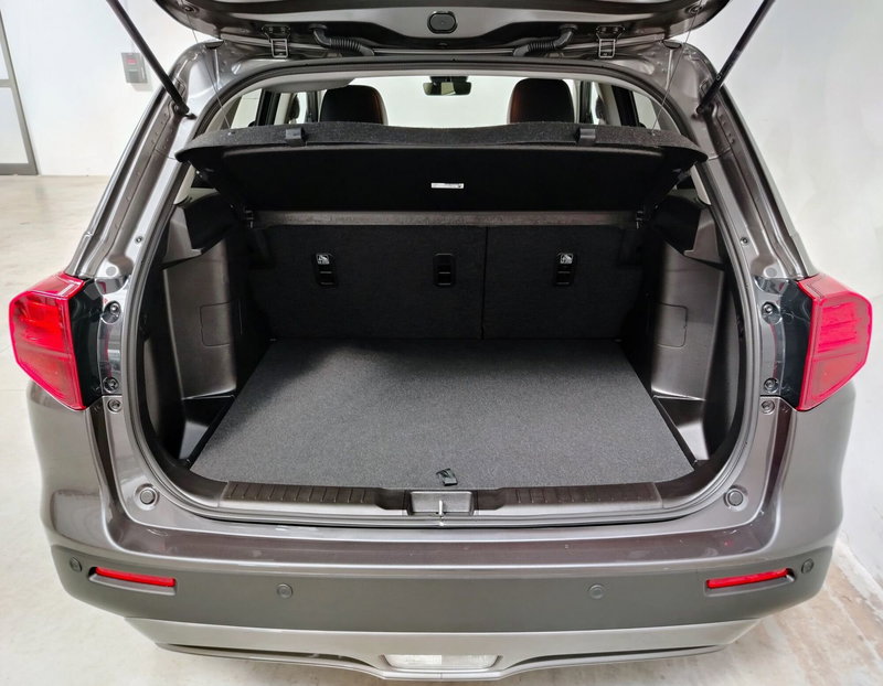 Suzuki Vitara nuova a Rovigo (9)