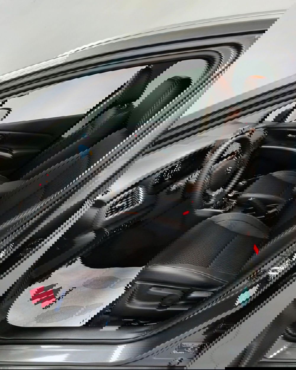 Suzuki S-Cross nuova a Rovigo (6)