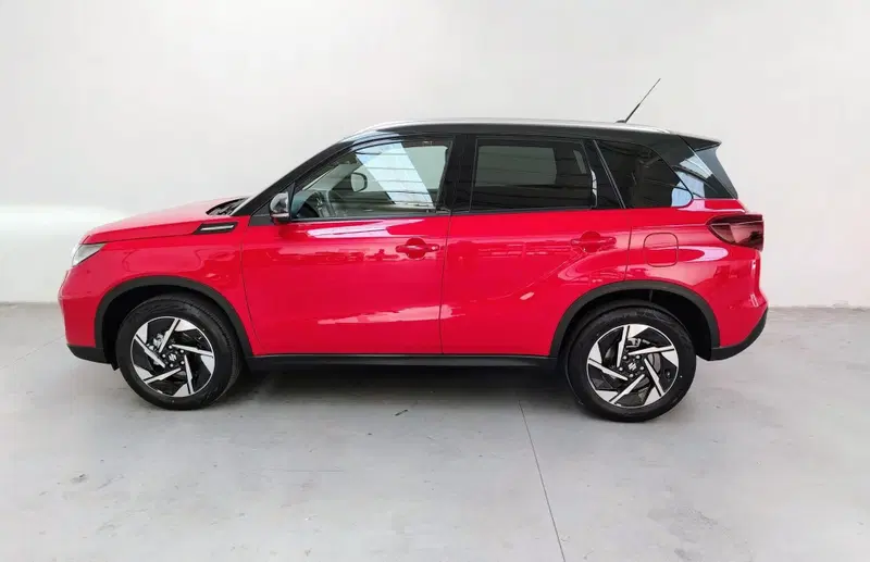 Suzuki Vitara nuova a Rovigo (5)