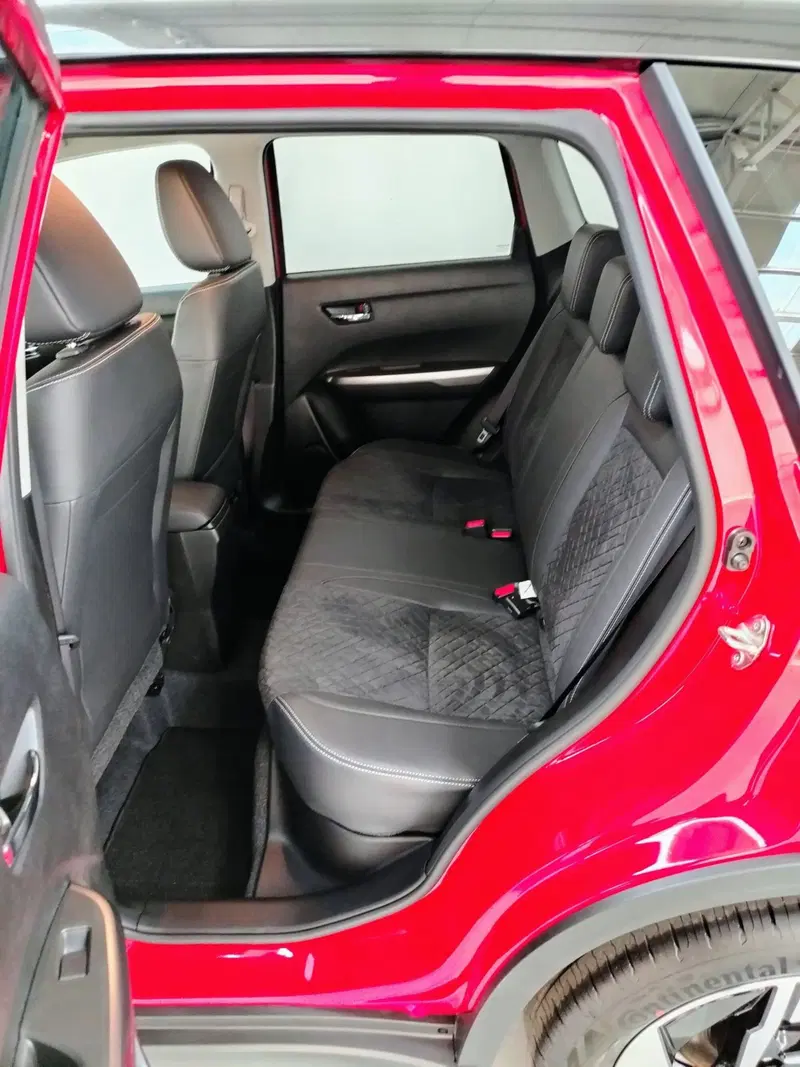 Suzuki Vitara nuova a Rovigo (7)