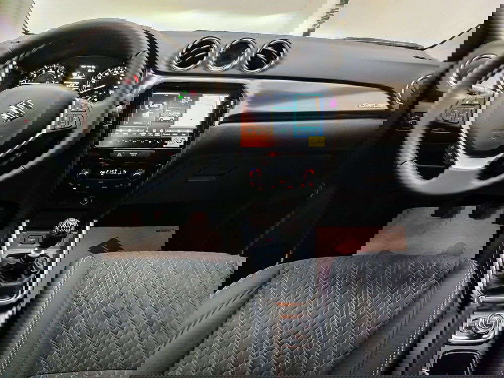 Suzuki Vitara nuova a Rovigo (8)