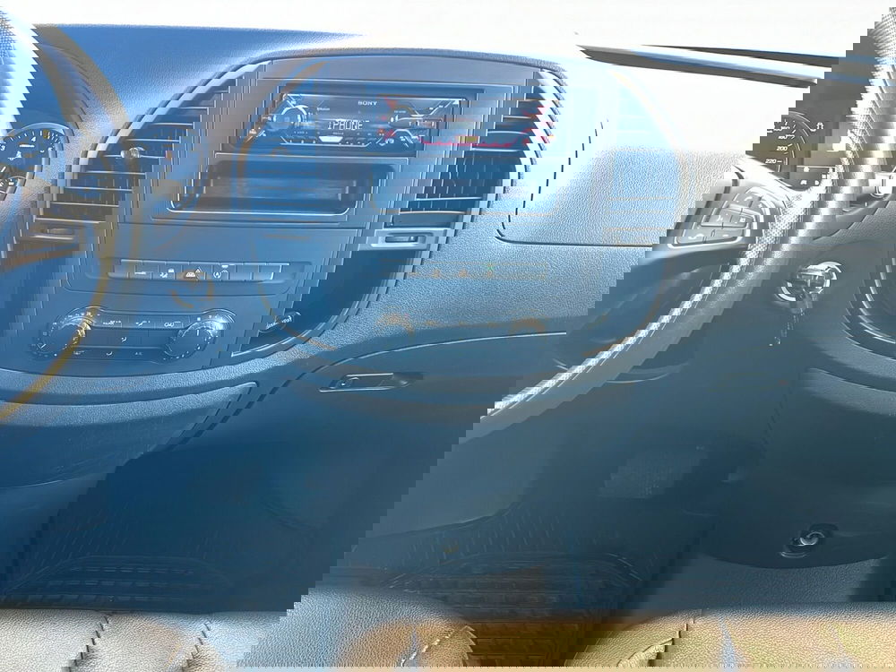 Mercedes-Benz Vito usata a Cosenza (15)