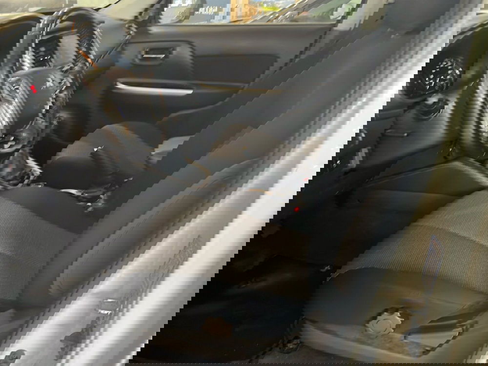 Mitsubishi L200 nuova a Aosta (14)