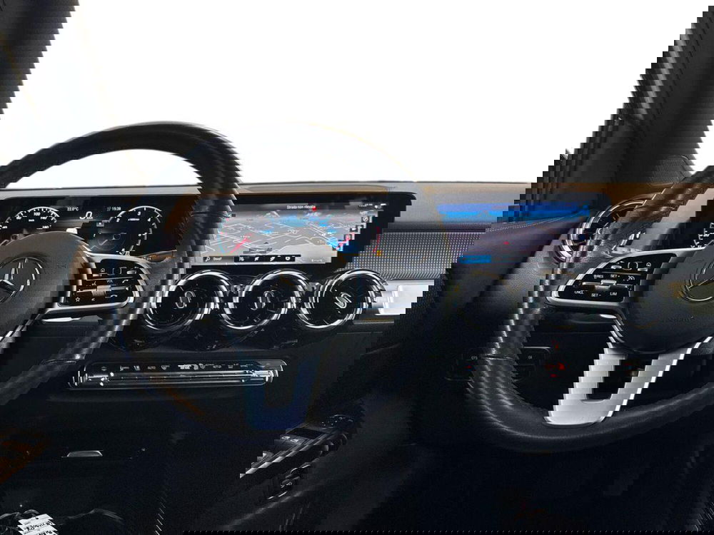 Mercedes-Benz GLB usata a Rimini (11)