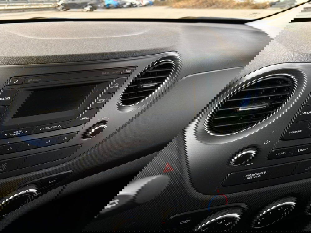 Hyundai i10 usata a Vercelli (14)