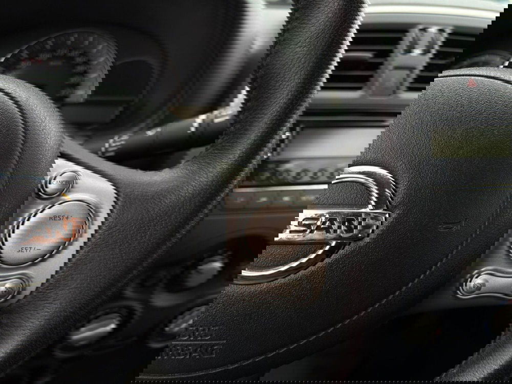 Nissan Micra usata a Vercelli (10)