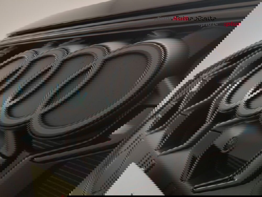 Audi Q5 Sportback nuova a Avellino (10)