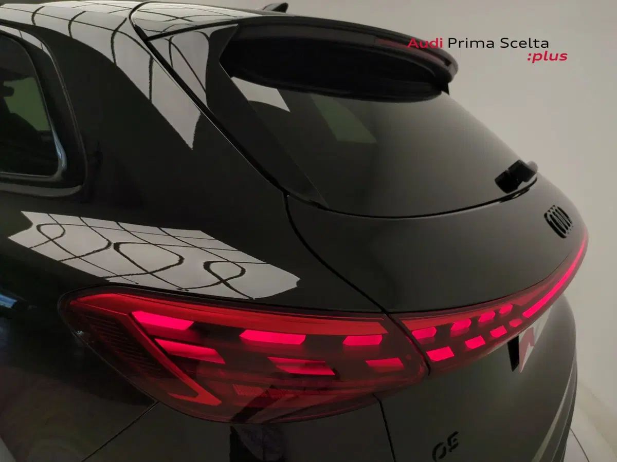 Audi Q5 Sportback nuova a Avellino (13)