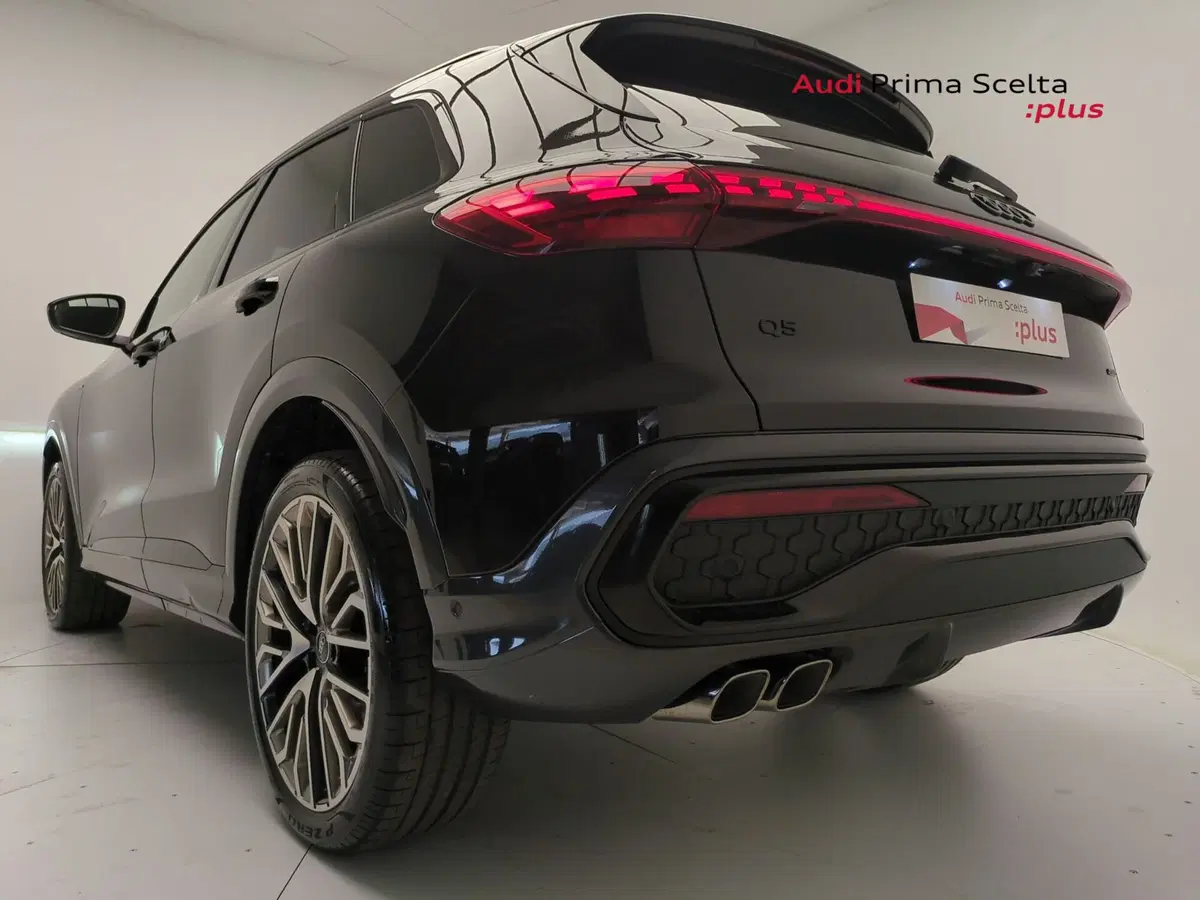 Audi Q5 Sportback nuova a Avellino (14)