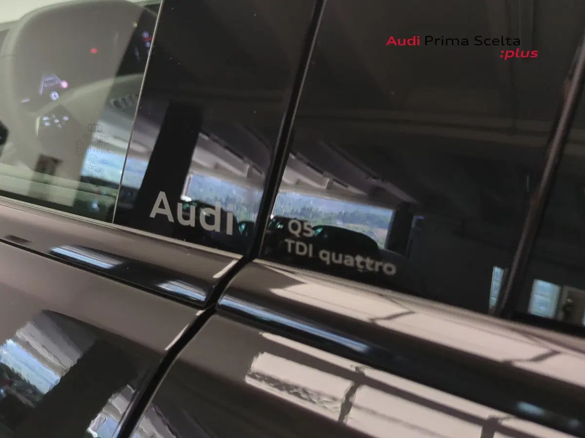 Audi Q5 Sportback nuova a Avellino (17)