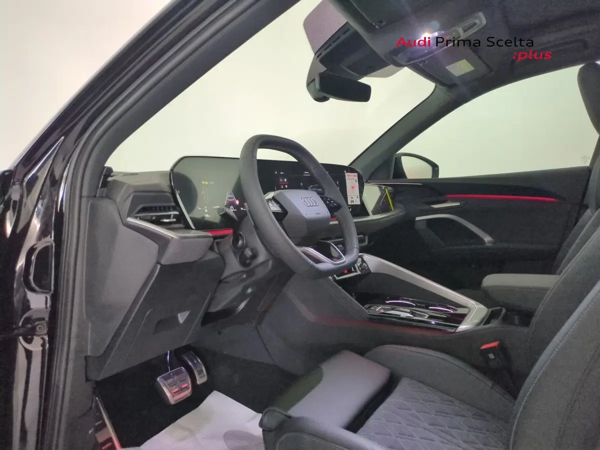 Audi Q5 Sportback nuova a Avellino (20)