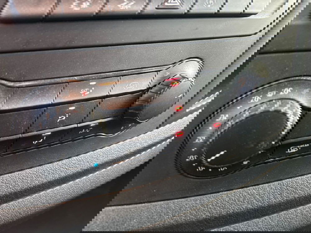 Mercedes-Benz Vito usata a Milano (14)