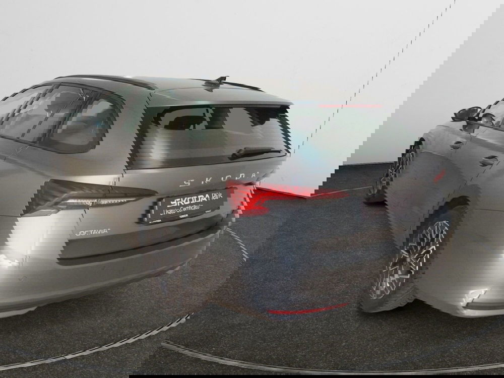 Skoda Octavia Station Wagon usata a Torino (4)