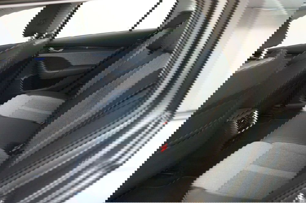 Skoda Octavia Station Wagon usata a Torino (8)