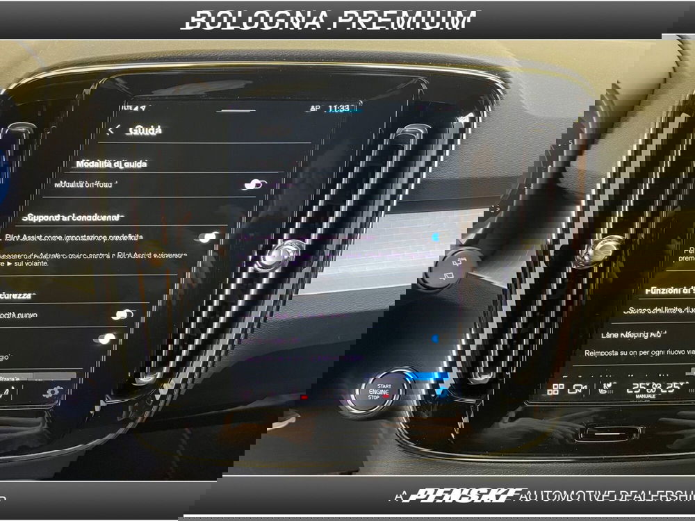 Volvo XC40 usata a Bologna (13)