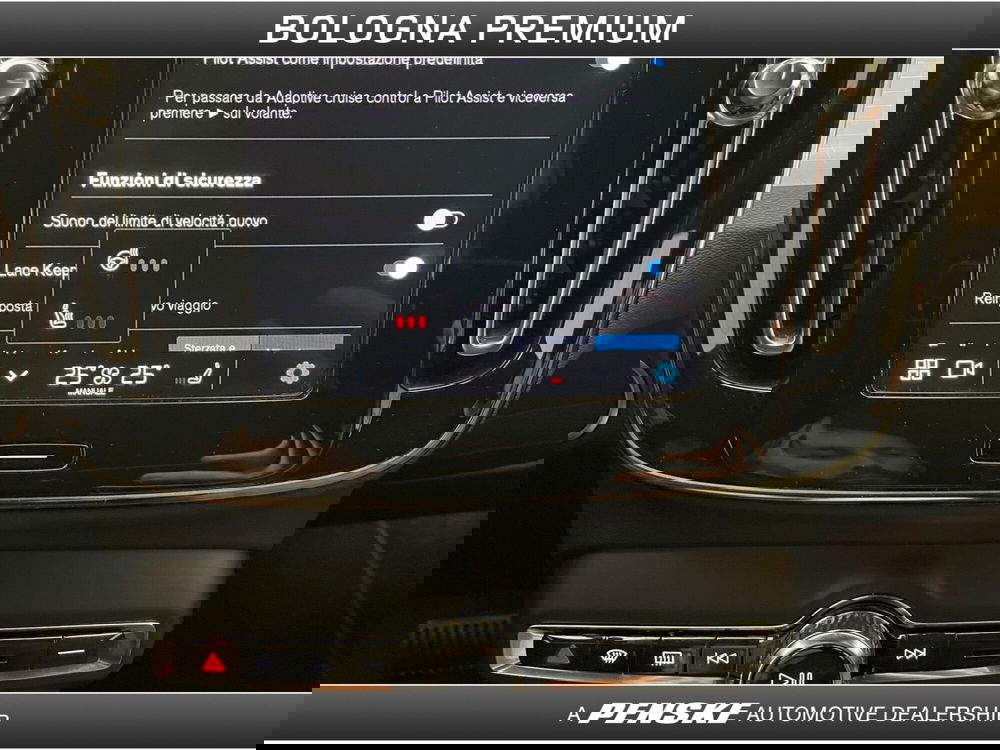 Volvo XC40 usata a Bologna (14)