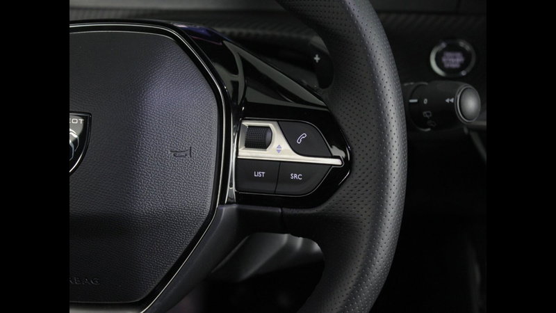 Peugeot 208 usata a Palermo (15)