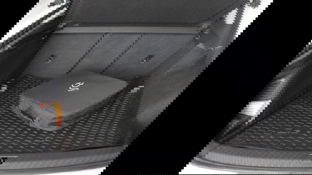 Audi Q3 Sportback usata a Palermo (9)