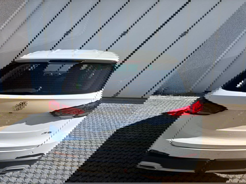 Mg ZS nuova a Monza e Brianza (4)