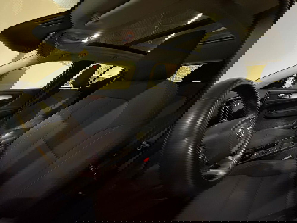 Volvo XC40 usata a Monza e Brianza (11)