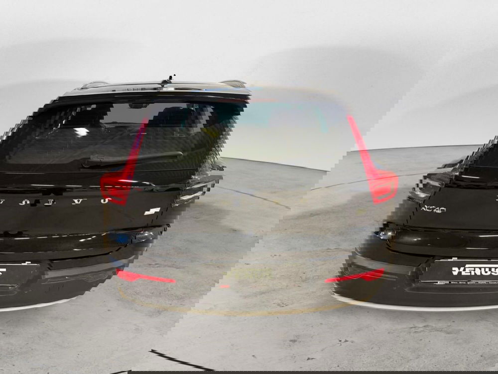 Volvo XC40 usata a Monza e Brianza (5)