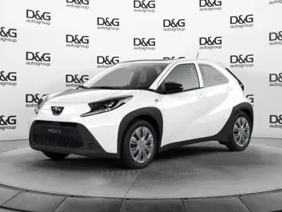 Toyota Aygo X 1.0 VVT-i 72 CV 5p. Undercover S-CVT nuova a Carpi