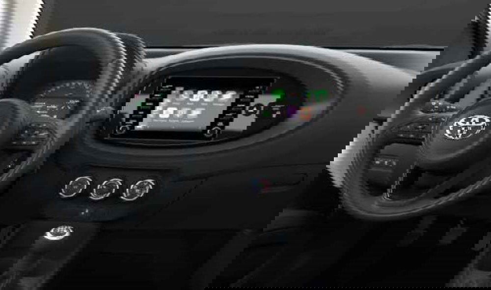 Toyota Aygo X nuova a Modena (2)