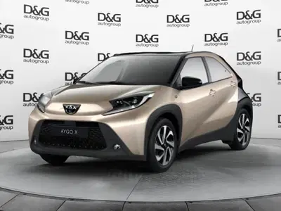Toyota Aygo X 1.0 VVT-i 72 CV 5p. Undercover S-CVT nuova a Carpi