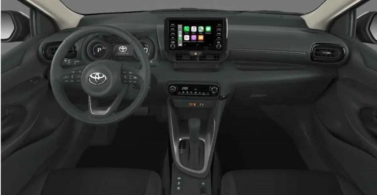 Toyota Yaris nuova a Modena (2)