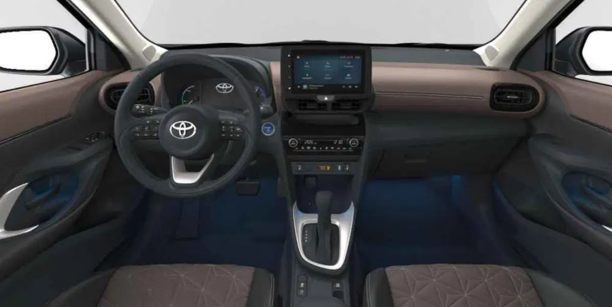 Toyota Yaris Cross nuova a Modena (2)