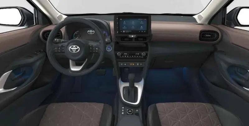 Toyota Yaris Cross nuova a Modena (2)