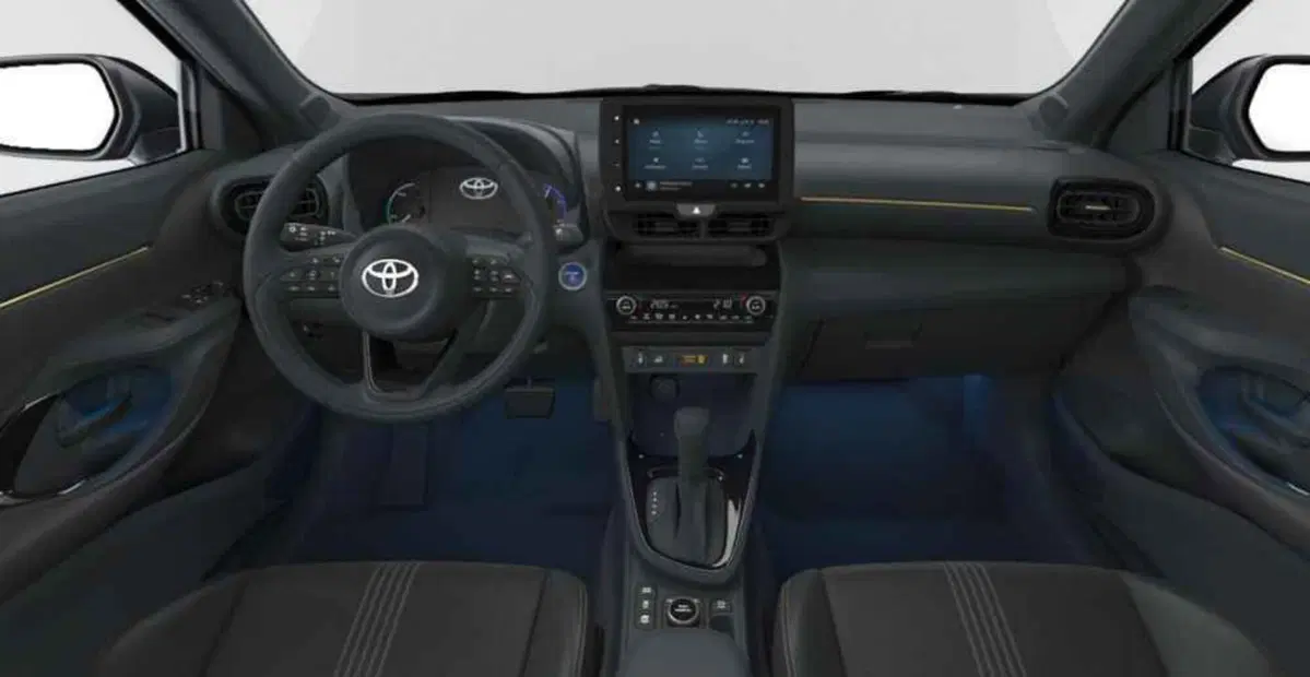 Toyota Yaris Cross nuova a Modena (2)