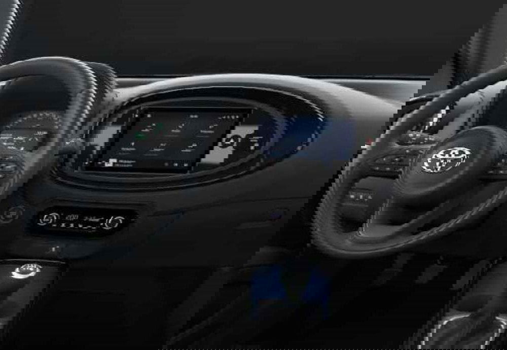 Toyota Aygo X nuova a Modena (2)