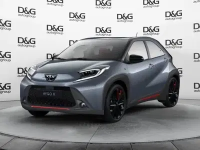 Toyota Aygo X 1.0 VVT-i 72 CV 5p. Undercover S-CVT nuova a Carpi